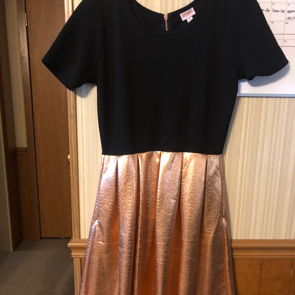 Lularoe Amelia